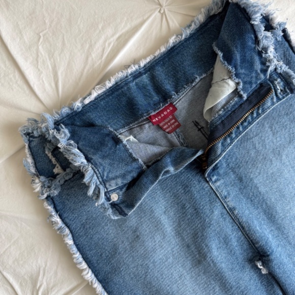 y2k Nevada distressed denim mini skirt - Picture 7 of 9